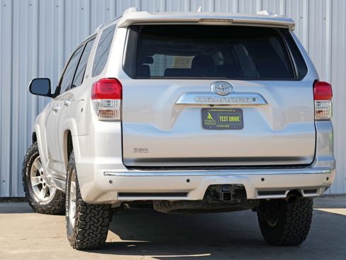 Used 2010 Toyota 4Runner SR5 image 5