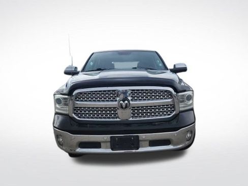 Used 2015 RAM 1500 Laramie w/ Convenience Group AWD/4WD image 2