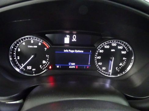 Used 2019 Cadillac XT4 Premium Luxury image 17