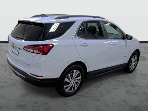 Used 2024 Chevrolet Equinox LT image 4