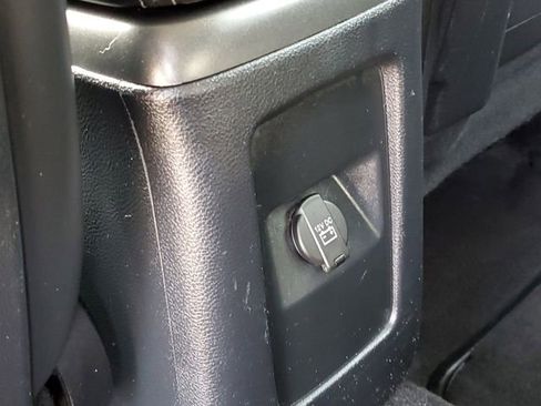 Used 2015 Dodge Journey Crossroad w/ Flexible Seating Group image 30