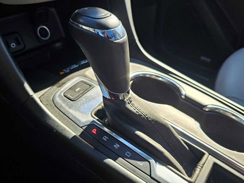 Used 2018 Chevrolet Equinox Premier image 37