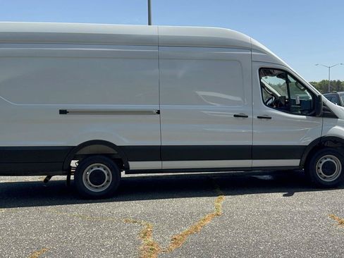 New 2026 Ford Transit 350 148 High Roof Extended w/ Load Area Protection Package RWD image 4