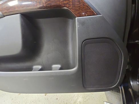 Used 2015 GMC Sierra 1500 SLE w/ SLE Value Package image 25