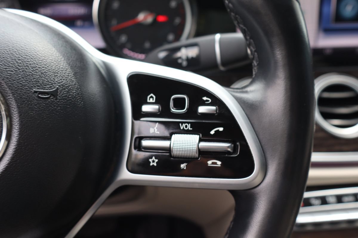 Used 2019 Mercedes-Benz E 450 4MATIC Sedan w/ Premium Package image 16