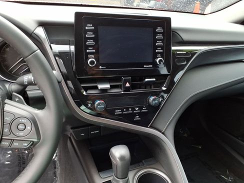 Certified 2023 Toyota Camry SE AWD/4WD image 7