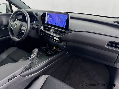 Used 2025 Lexus UX 300h AWD w/ Accessory Package (Z1) image 32