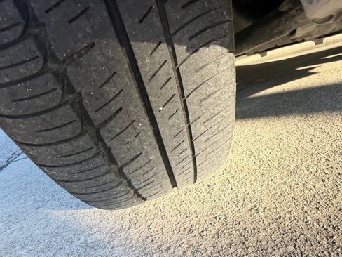 Used 2017 BMW i3 w/ Range Extender image 23