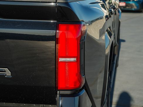 New 2026 Toyota Tacoma SR5 image 8