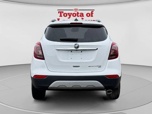 Used 2022 Buick Encore Preferred AWD/4WD image 4