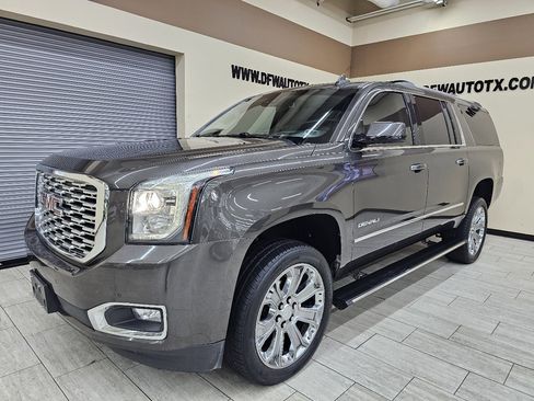 Used 2019 GMC Yukon XL Denali w/ Open Road Package image 2