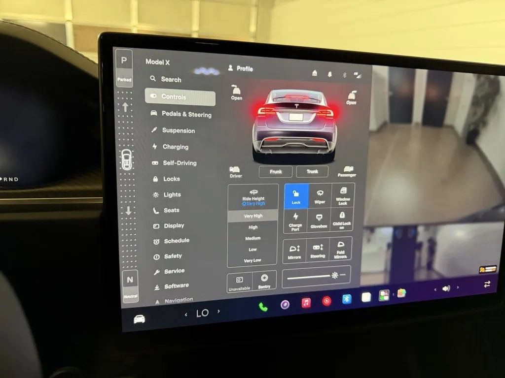 Used 2022 Tesla Model X Plaid AWD/4WD image 19