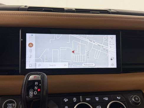 Used 2020 Land Rover Defender 110 X image 26