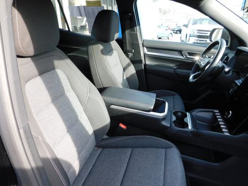 Used 2025 GMC Terrain Elevation image 16