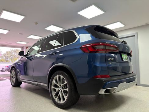 Used 2021 BMW X5 xDrive40i w/ Convenience Package AWD/4WD image 5