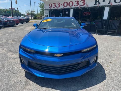 Used 2017 Chevrolet Camaro LT RWD image 2