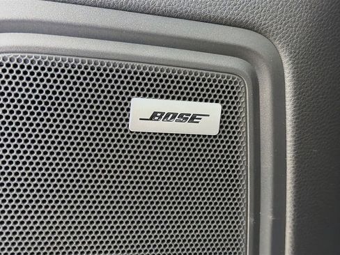 Used 2021 Porsche Macan AWD/4WD image 19