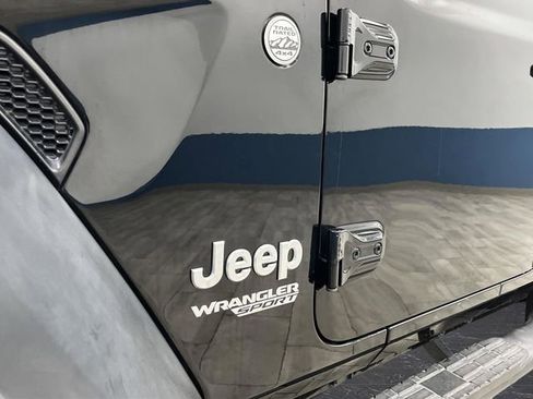 Used 2021 Jeep Wrangler Sport image 32