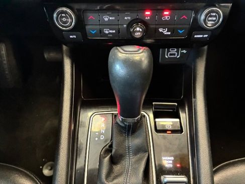 Used 2022 Jeep Compass Latitude w/ Convenience Group image 24