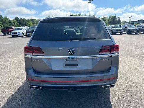 Used 2021 Volkswagen Atlas SE w/ Panoramic Sunroof Package AWD/4WD image 2