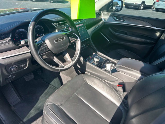 Used 2022 Jeep Grand Cherokee L Limited AWD/4WD image 13