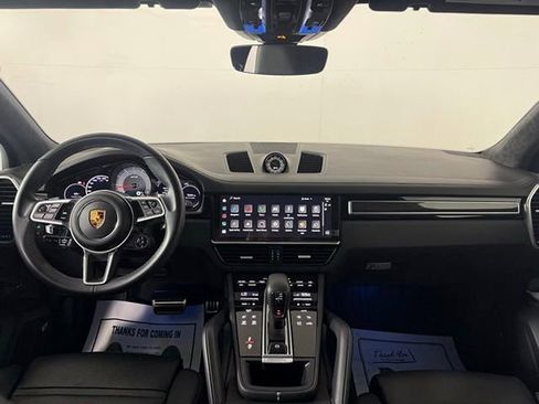 Used 2023 Porsche Cayenne GTS image 21