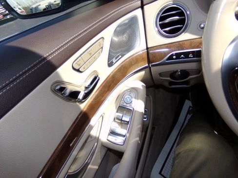 Used 2014 Mercedes-Benz S 550 Sedan image 52