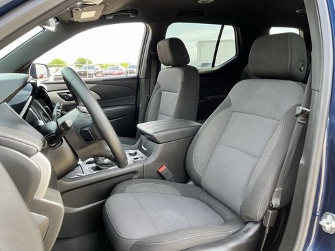 Used 2023 Chevrolet Traverse LT FWD image 22