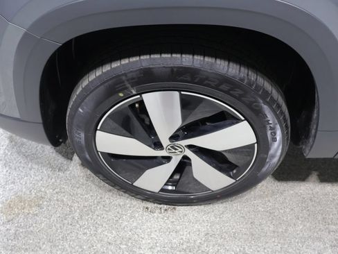 Used 2025 Volkswagen Taos S AWD/4WD image 9