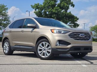 Used 2020 Ford Edge Titanium FWD video 1