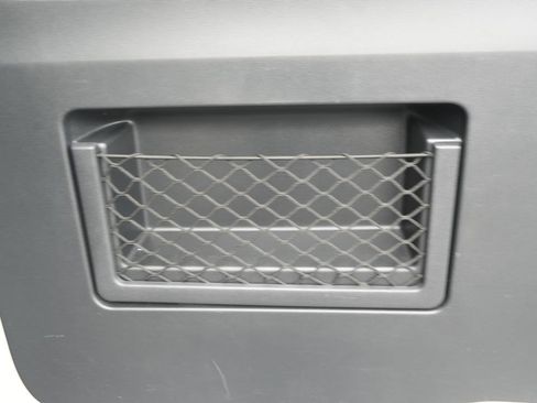 Used 2024 Mercedes-Benz Sprinter 2500 image 17