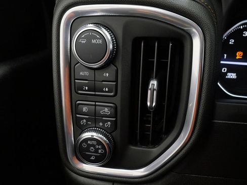 Used 2022 GMC Sierra 2500 AT4 AWD/4WD image 26