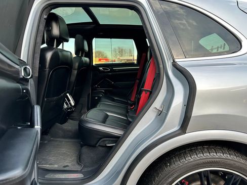 Used 2016 Porsche Cayenne GTS AWD/4WD image 16