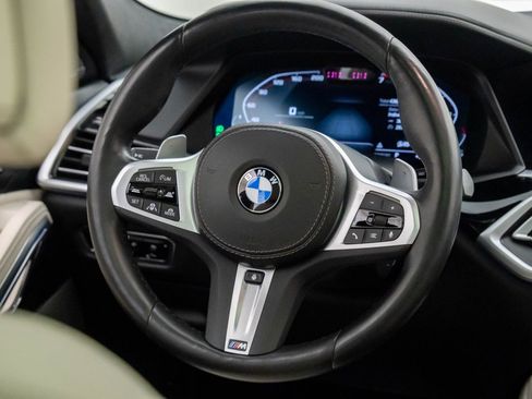 Certified 2022 BMW X6 M50i w/ Executive Package image 11