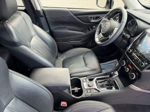 Used 2019 Subaru Forester Limited w/ Popular Package #3 image 17