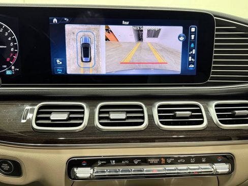 Used 2024 Mercedes-Benz GLE 450e 4MATIC image 26
