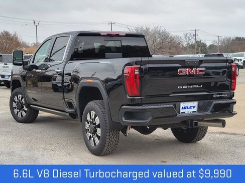 New 2026 GMC Sierra 2500 Denali w/ Denali Reserve Package image 3