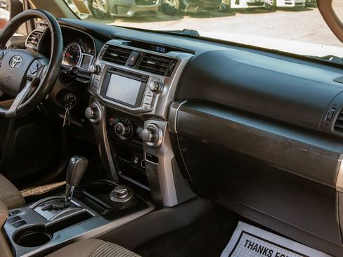 Used 2016 Toyota 4Runner SR5 image 11