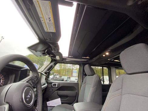 New 2026 Jeep Wrangler Unlimited Sport AWD/4WD image 8