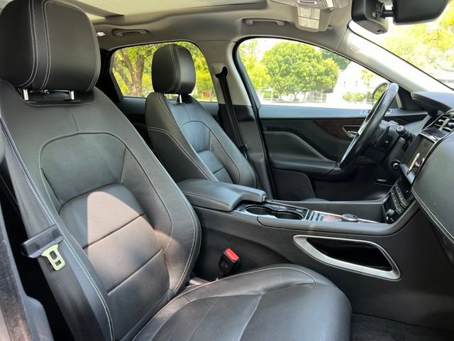 Used 2017 Jaguar F-PACE R-Sport AWD/4WD image 24
