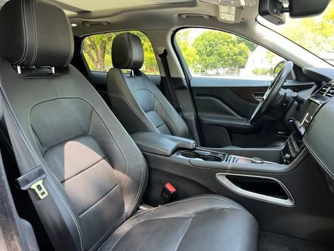 Used 2017 Jaguar F-PACE R-Sport AWD/4WD image 24