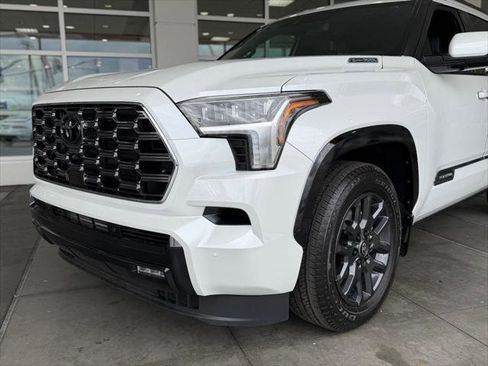 Certified 2026 Toyota Sequoia Platinum AWD/4WD image 3