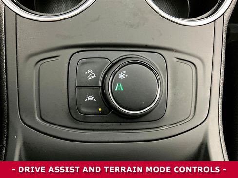 Used 2024 GMC Terrain SLE FWD image 37