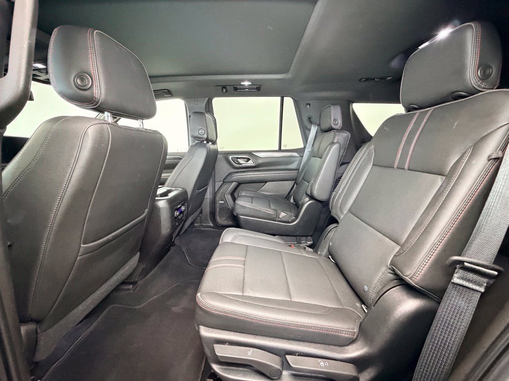Used 2021 Chevrolet Tahoe RST w/ Luxury Package AWD/4WD image 4