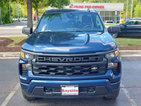 Used 2022 Chevrolet Silverado 1500 Custom AWD/4WD image 3