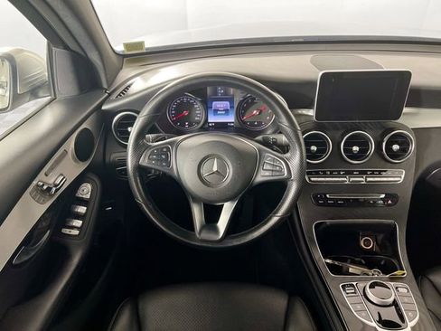 Used 2019 Mercedes-Benz GLC 300 4MATIC image 22