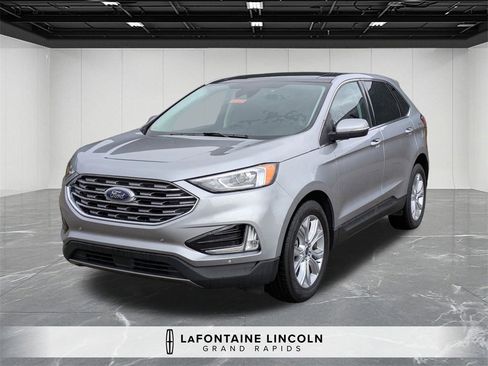 Used 2022 Ford Edge Titanium image 1
