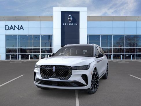New 2026 Lincoln Nautilus Black Label AWD/4WD image 2