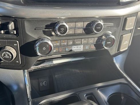 Used 2022 Ford F150 Lariat w/ Equipment Group 502A High image 27