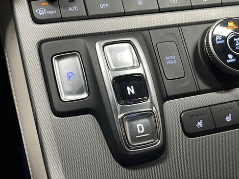 Used 2025 Hyundai Palisade Limited AWD/4WD image 19